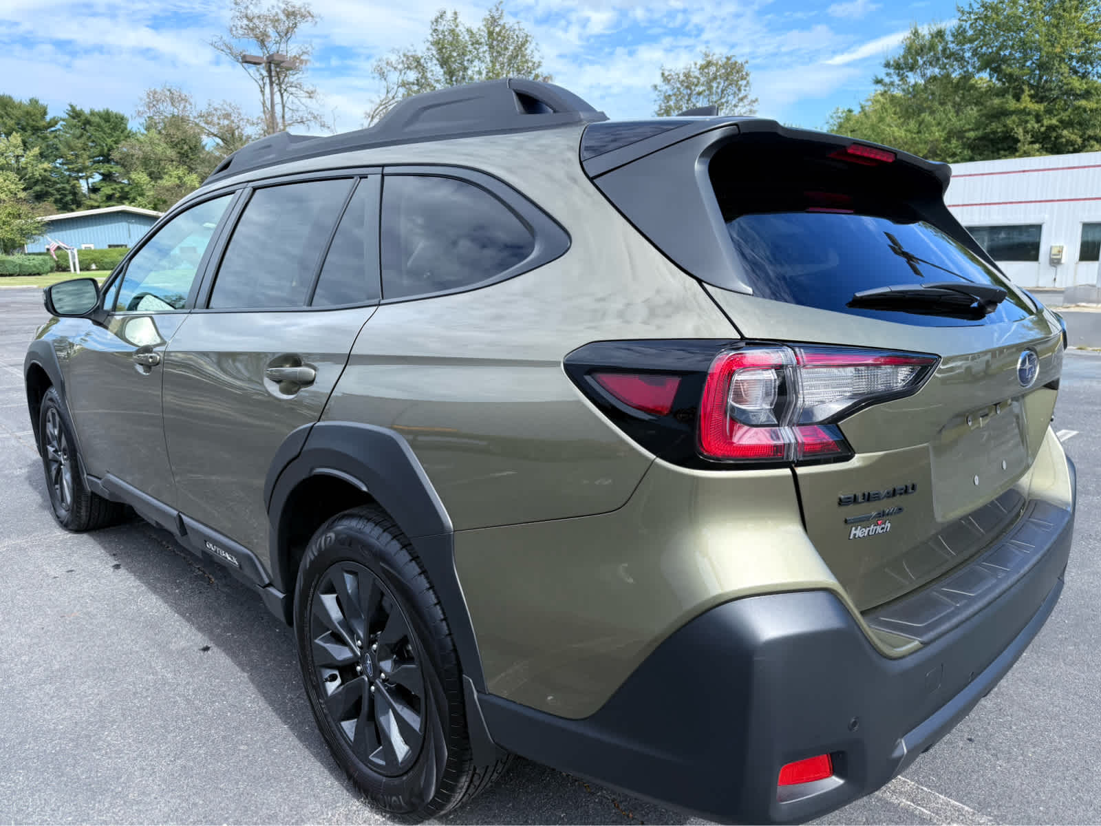 2025 Subaru Outback Onyx Edition photo 3