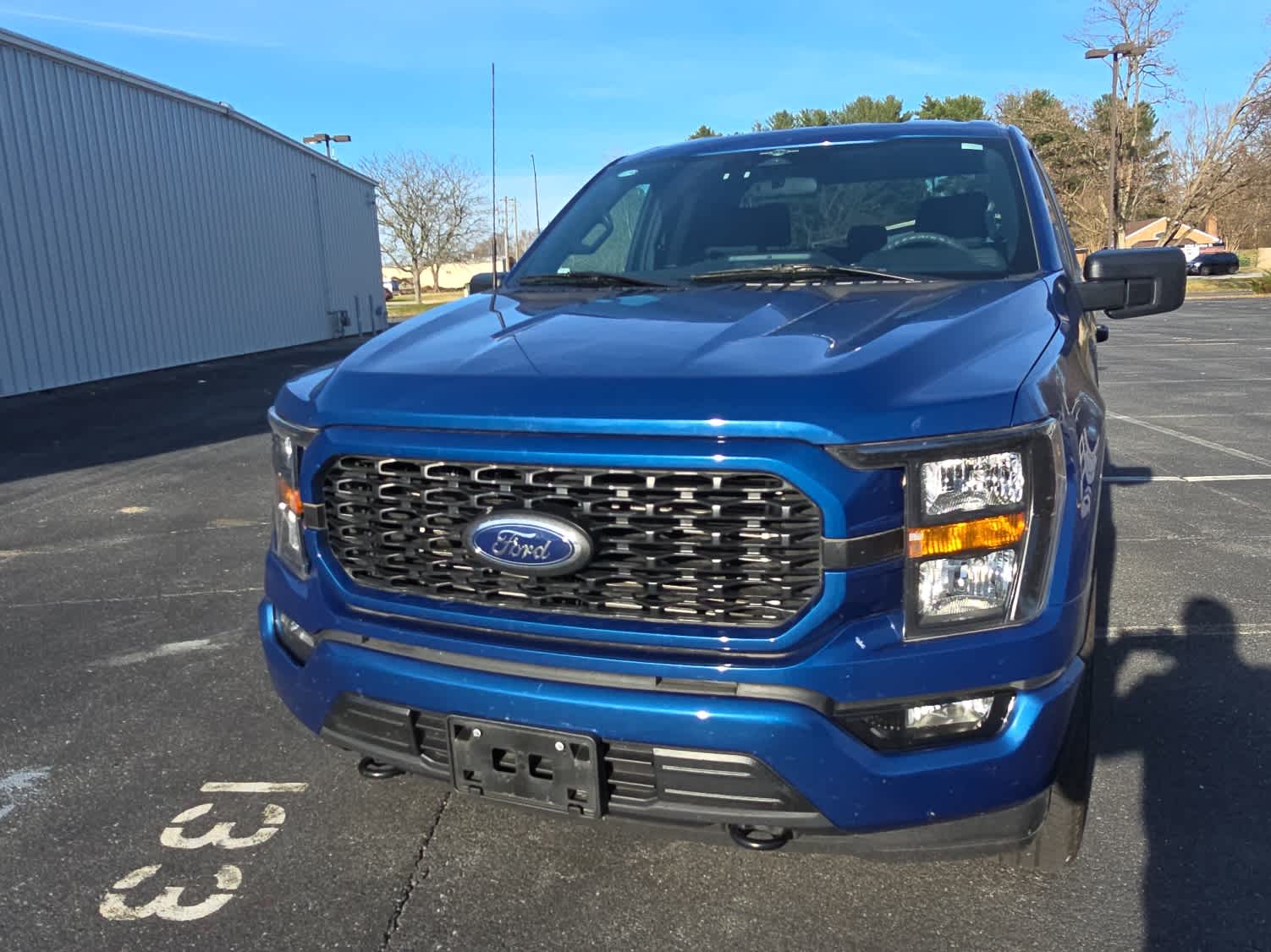 2023 Ford F-150 XL photo 2