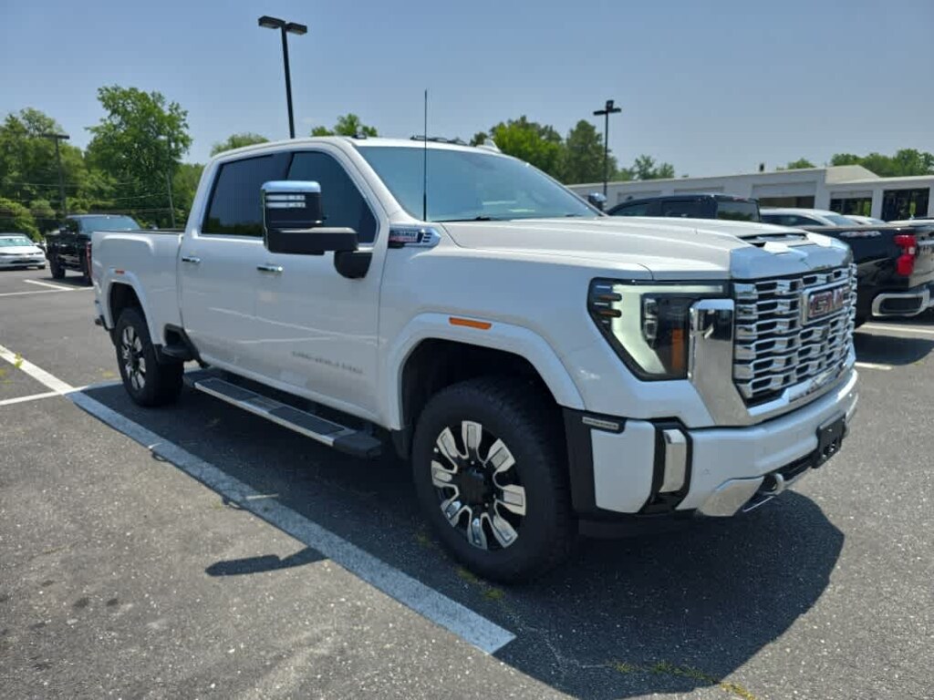 Used 2025 GMC Sierra 2500 HD Denali Truck