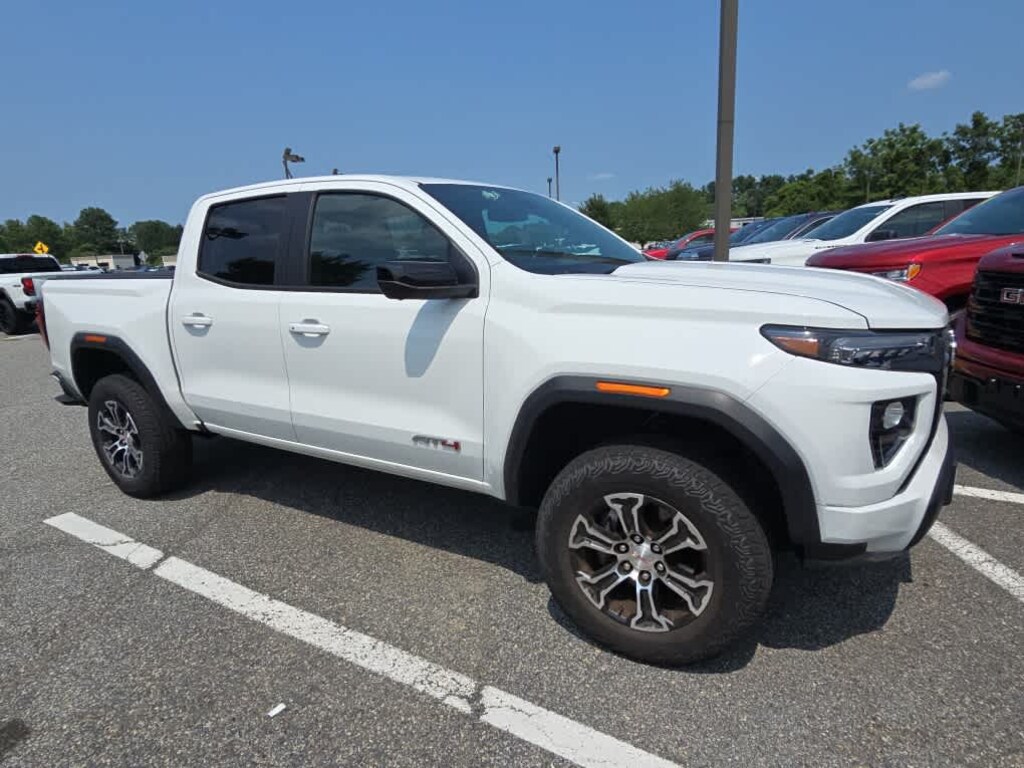 Used 2023 GMC Canyon 4WD AT4 Truck