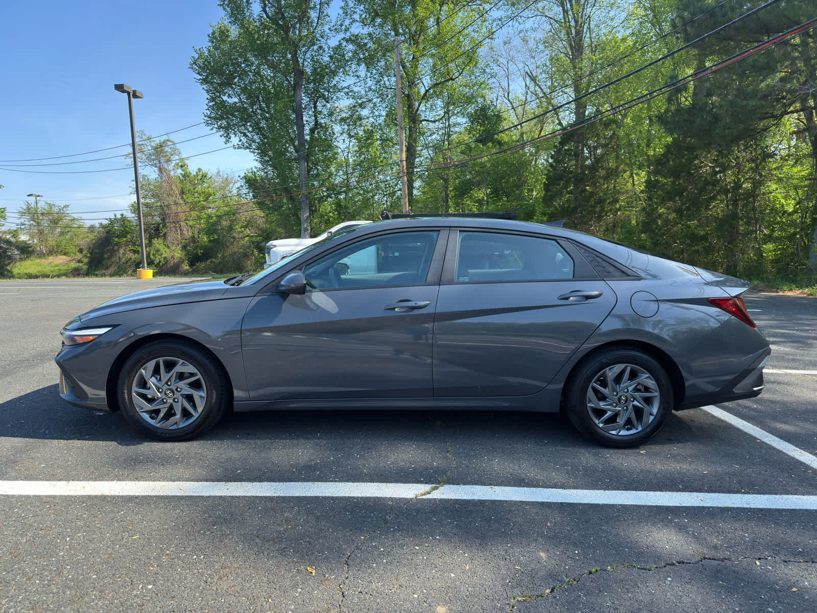 Used 2024 Hyundai Elantra SEL with VIN KMHLM4DG1RU724684 for sale in Easton, MD