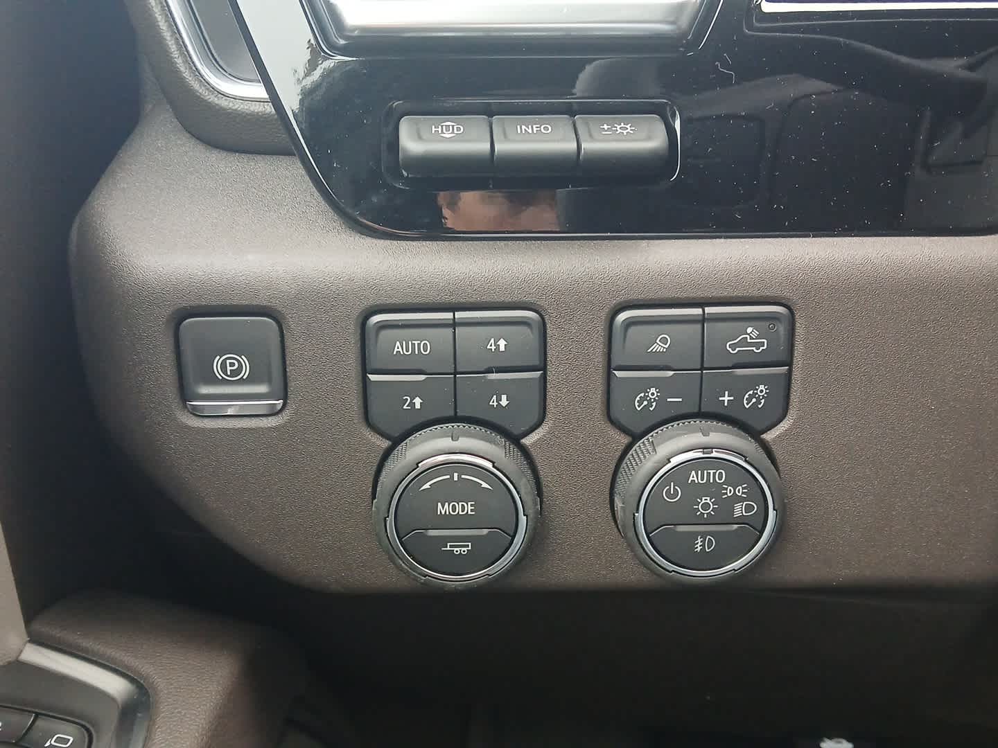 2025 Chevrolet Silverado 2500 HD LTZ - Photo 30