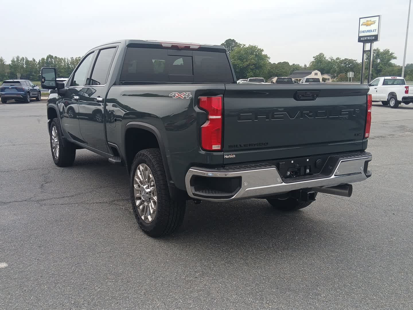 2025 Chevrolet Silverado 2500HD LTZ photo 3