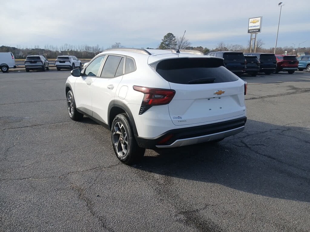 New 2026 Chevrolet Trax LT SUV
