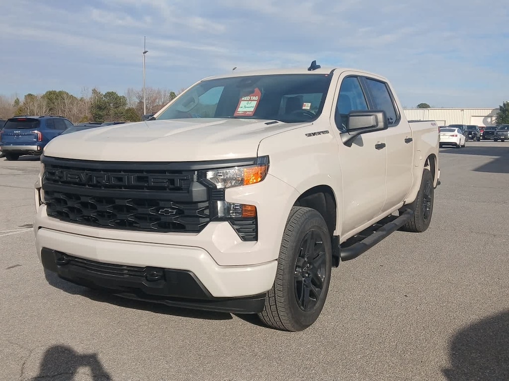 New 2026 Chevrolet Silverado 1500 Custom Truck