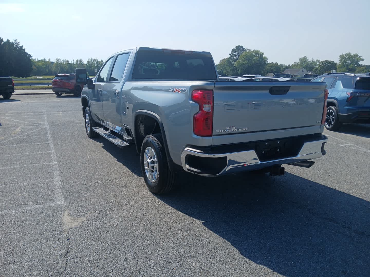 2025 Chevrolet Silverado 2500HD LT photo 3