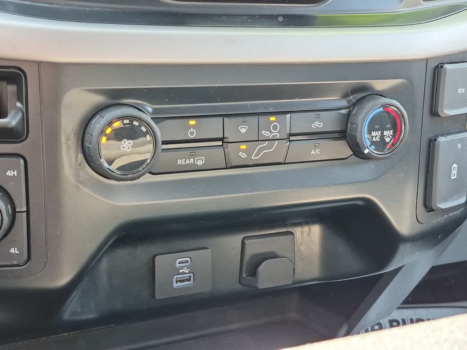 2023 Ford F-150 XLT - Photo 14