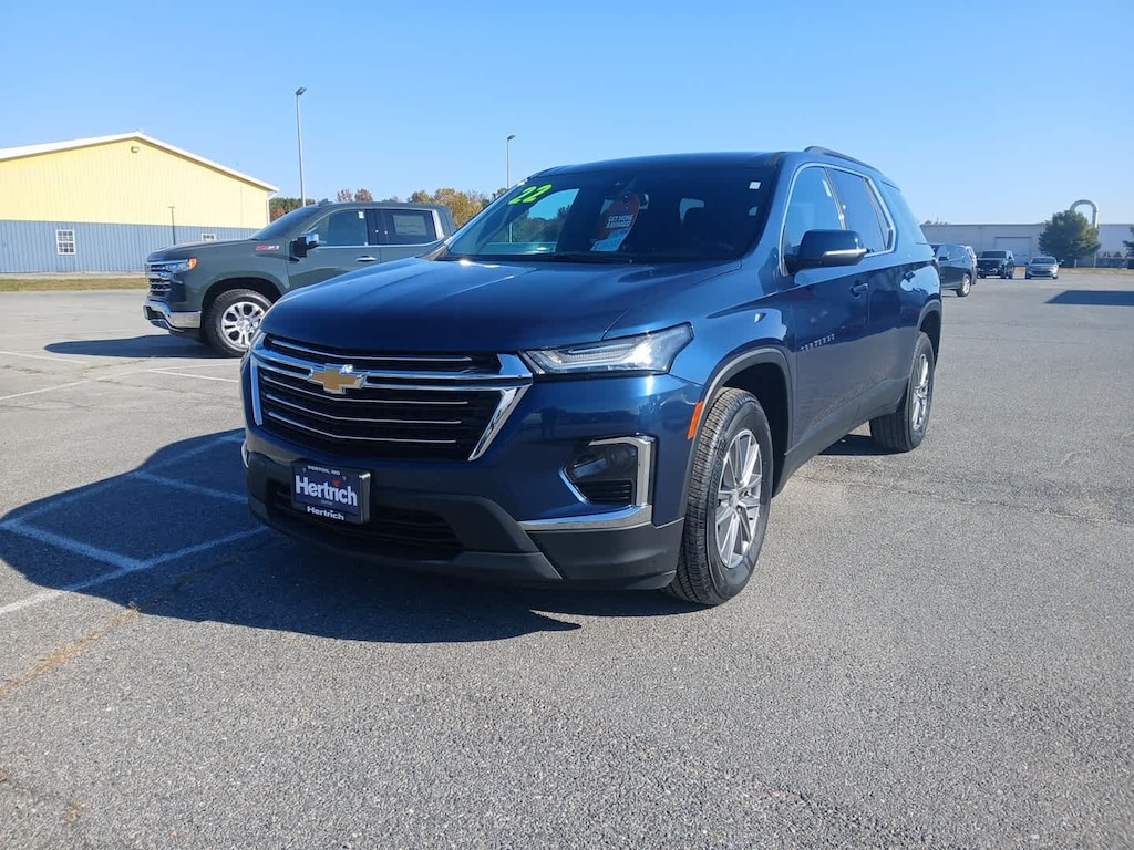 Certified 2022 Chevrolet Traverse LT Cloth SUV