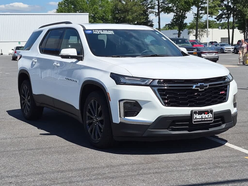 Used 2023 Chevrolet Traverse RS SUV