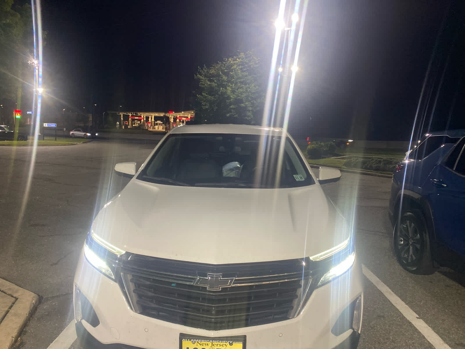 2024 Chevrolet Equinox LT photo 2