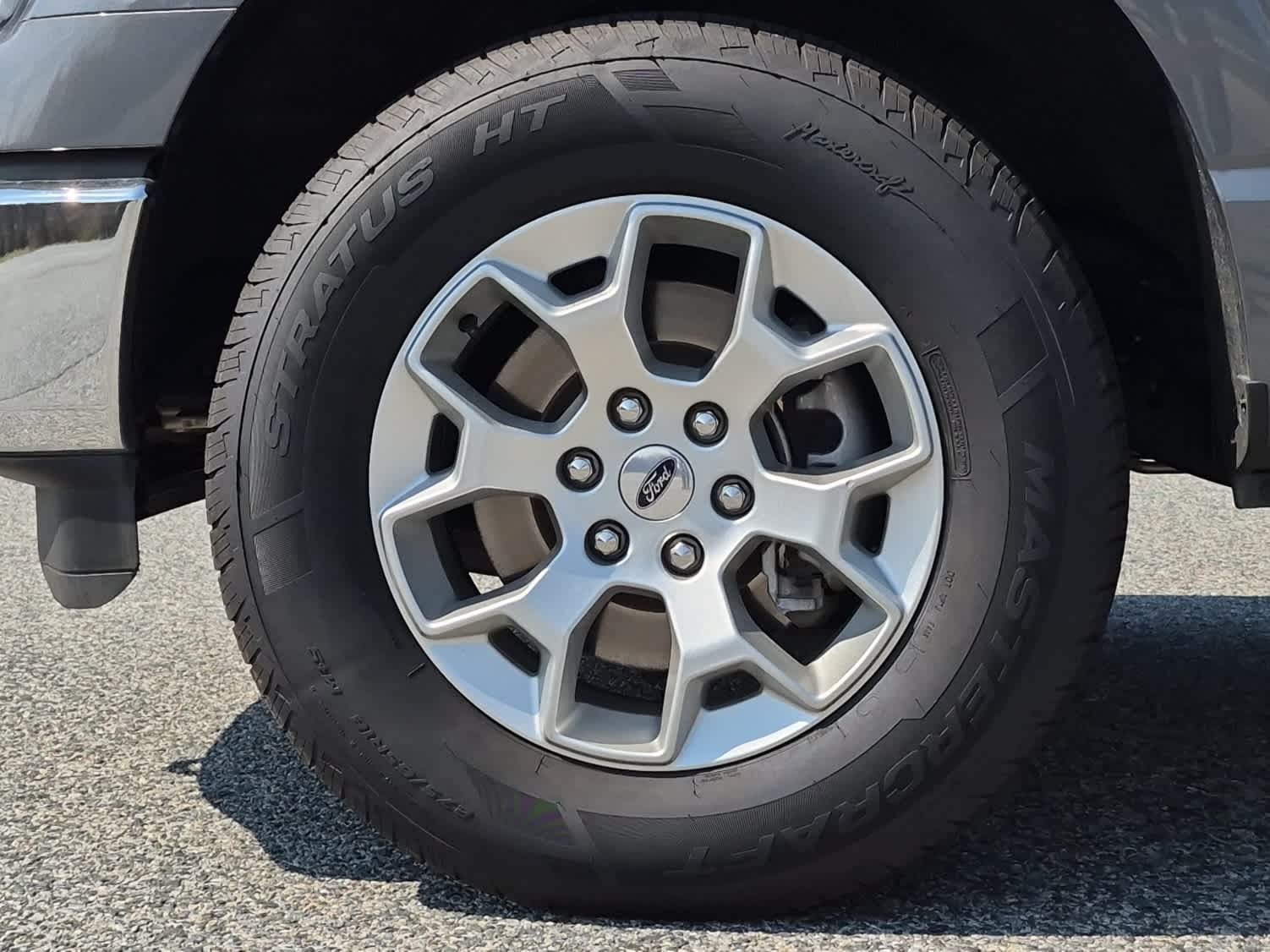 2023 Ford F-150 XLT - Photo 6