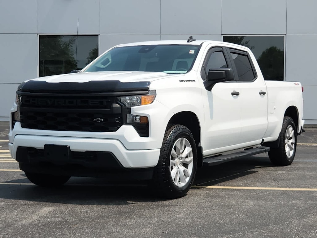 Used 2022 Chevrolet Silverado 1500 Custom 4WD Crew Cab 147 Truck Crew Cab