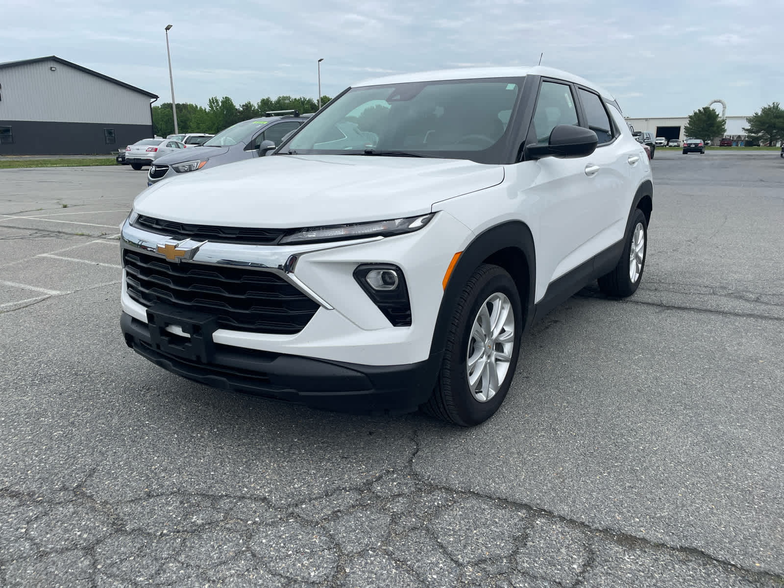 2025 Chevrolet Trailblazer LS's photo