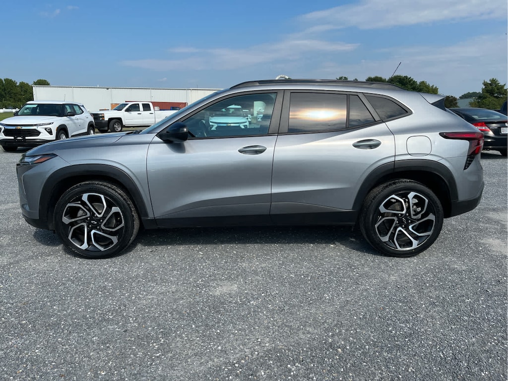 Certified 2025 Chevrolet Trax 2RS SUV