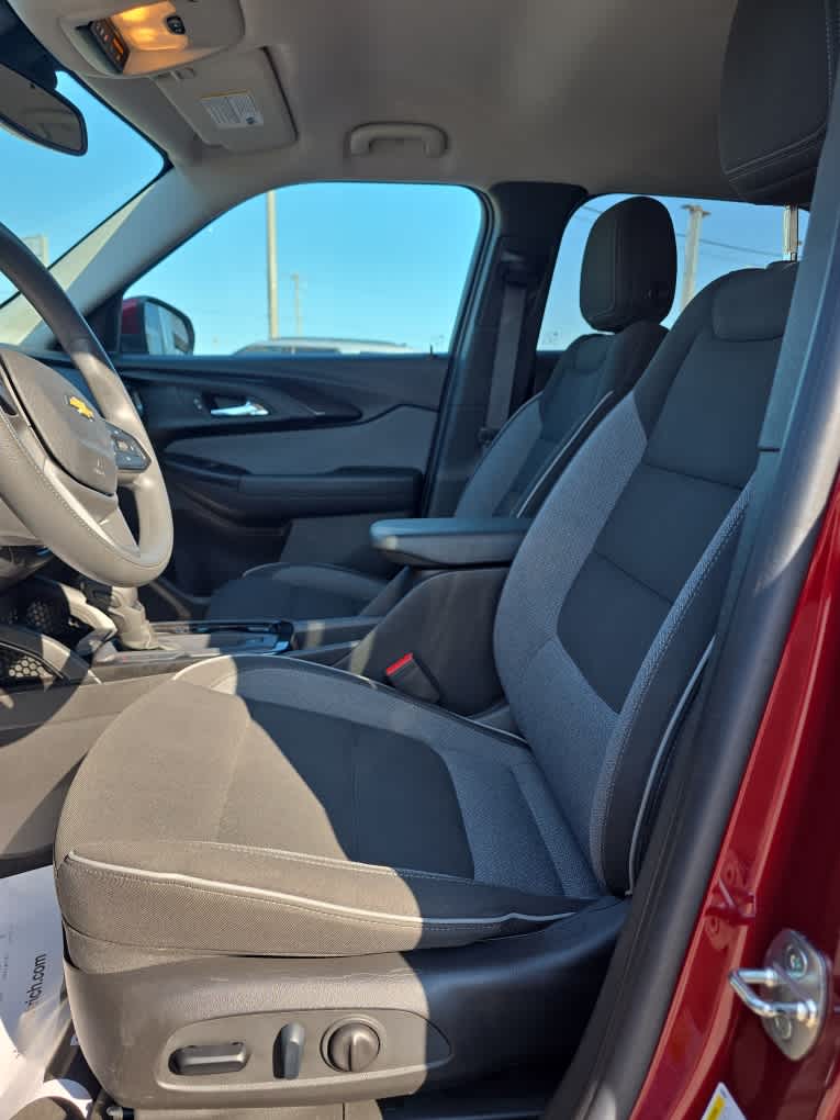 2023 Chevrolet TrailBlazer LT - Photo 14