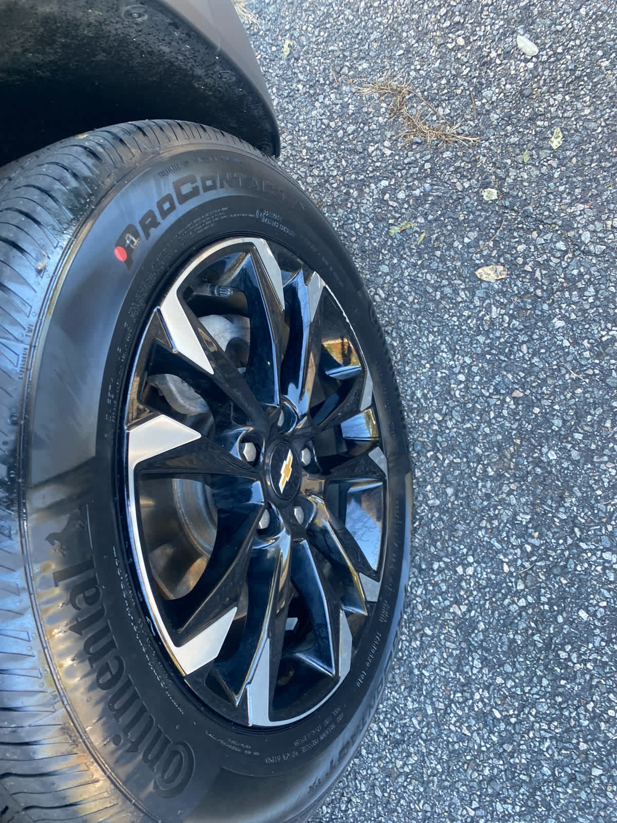 2023 Chevrolet Trailblazer LT photo 2