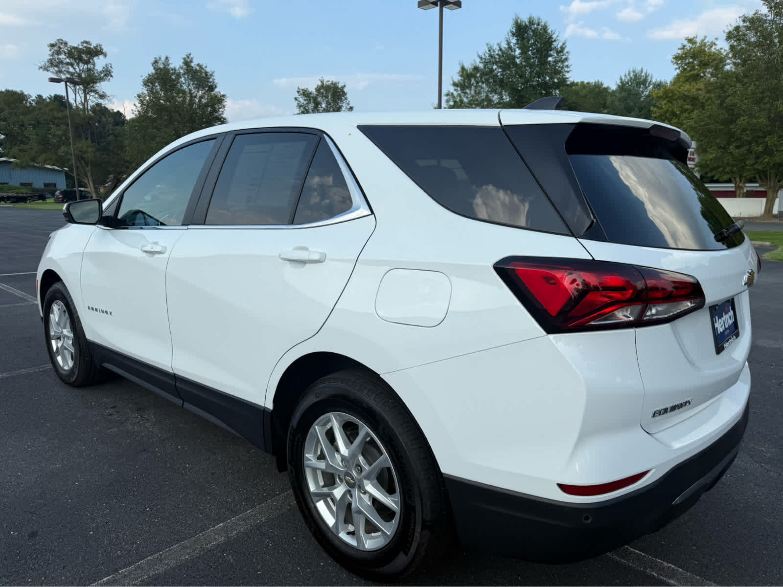 2023 Chevrolet Equinox LT photo 3