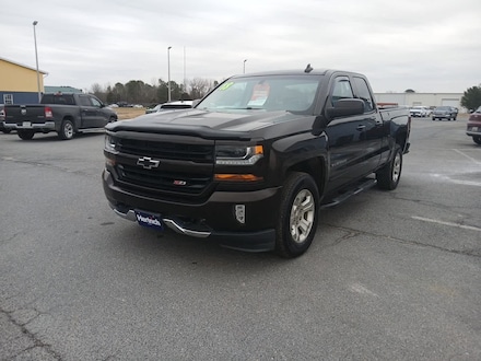 2018 Chevrolet Silverado 1500 LT 4WD Double Cab 143.5 Truck Double Cab