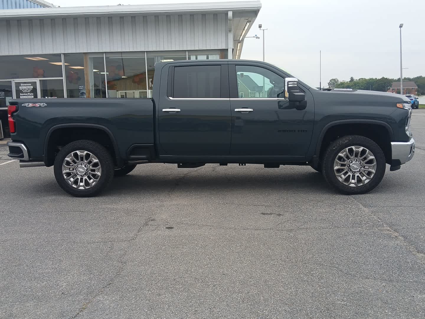 2025 Chevrolet Silverado 2500 HD LTZ - Photo 6
