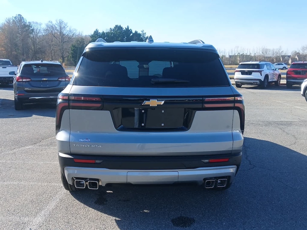 New 2026 Chevrolet Traverse LT SUV