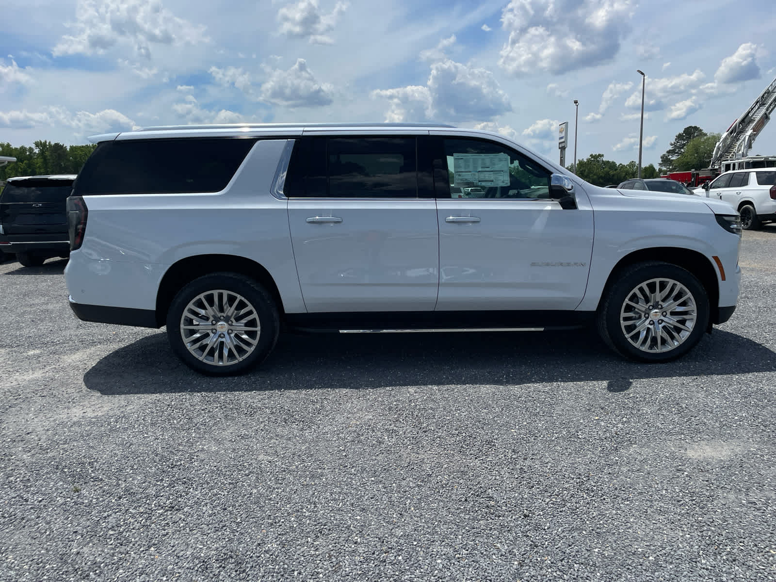 2026 Chevrolet Suburban Premier - Photo 6