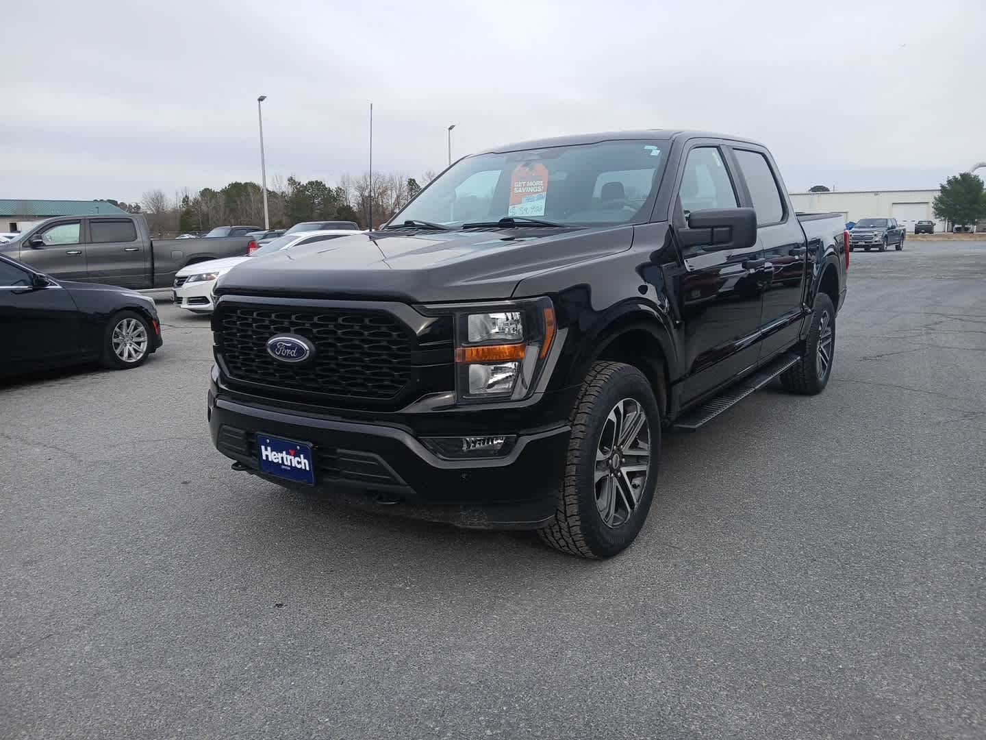 2023 Ford F-150 XL's photo