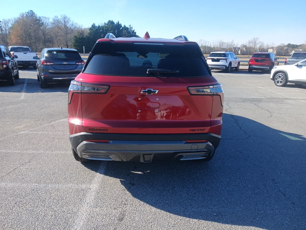 New 2026 Chevrolet Equinox Activ SUV