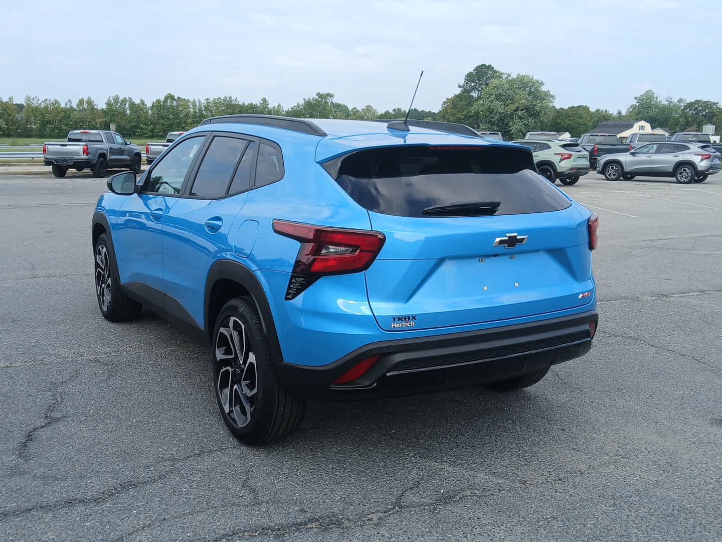 2025 Chevrolet Trax photo 3