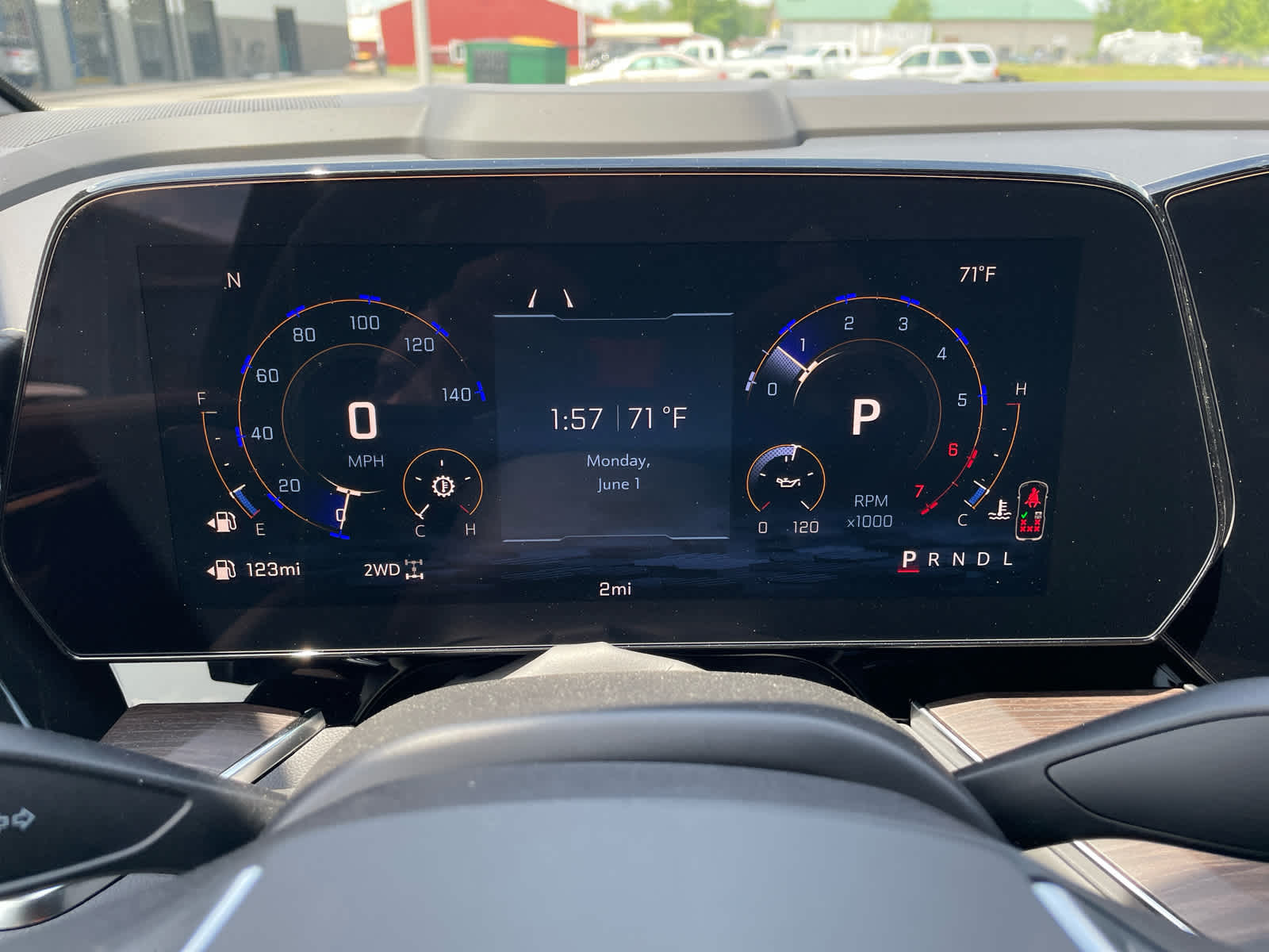 2026 Chevrolet Suburban Premier - Photo 23