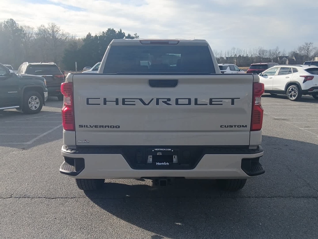 New 2026 Chevrolet Silverado 1500 Custom Truck