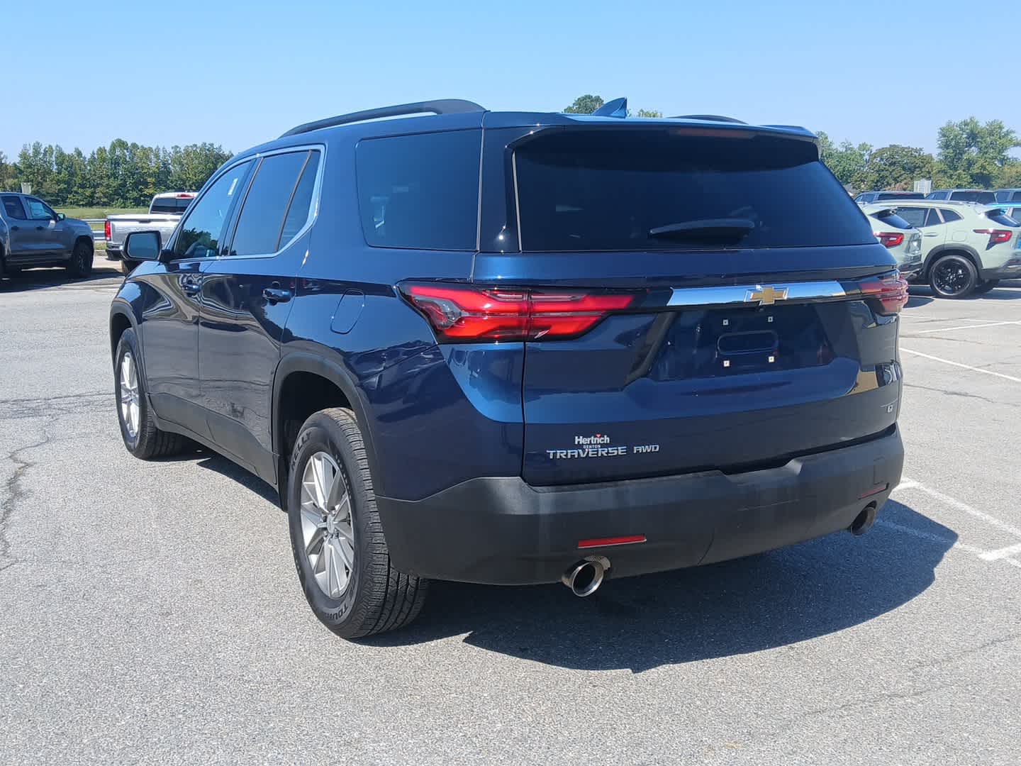 2023 Chevrolet Traverse Leather photo 3