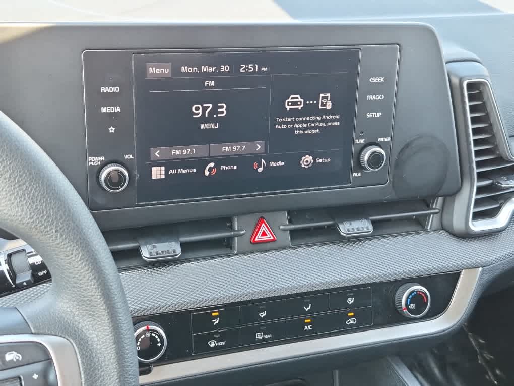 2024 Kia Sportage LX - Photo 16