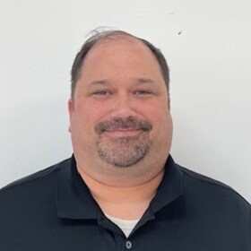 Staff member GRANT THOMAS from ID_5b1a96fc9949