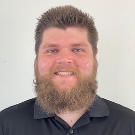 Staff member AL GRINER from ID_24da4f8b5e38