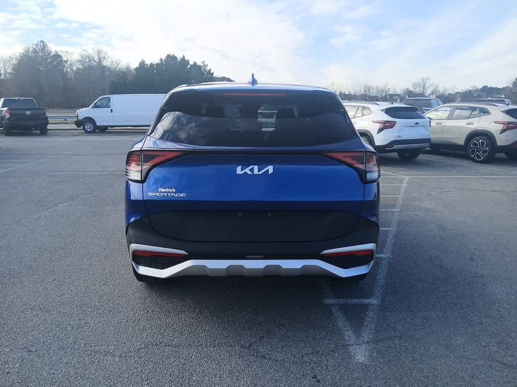 Used 2023 Kia Sportage EX SUV