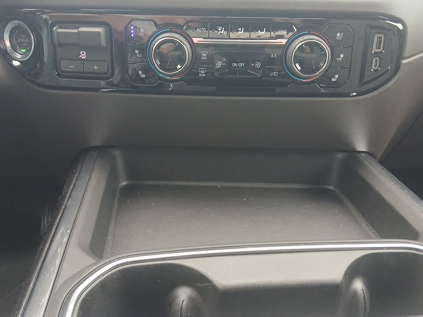 2025 Chevrolet Silverado 2500 HD LTZ - Photo 24
