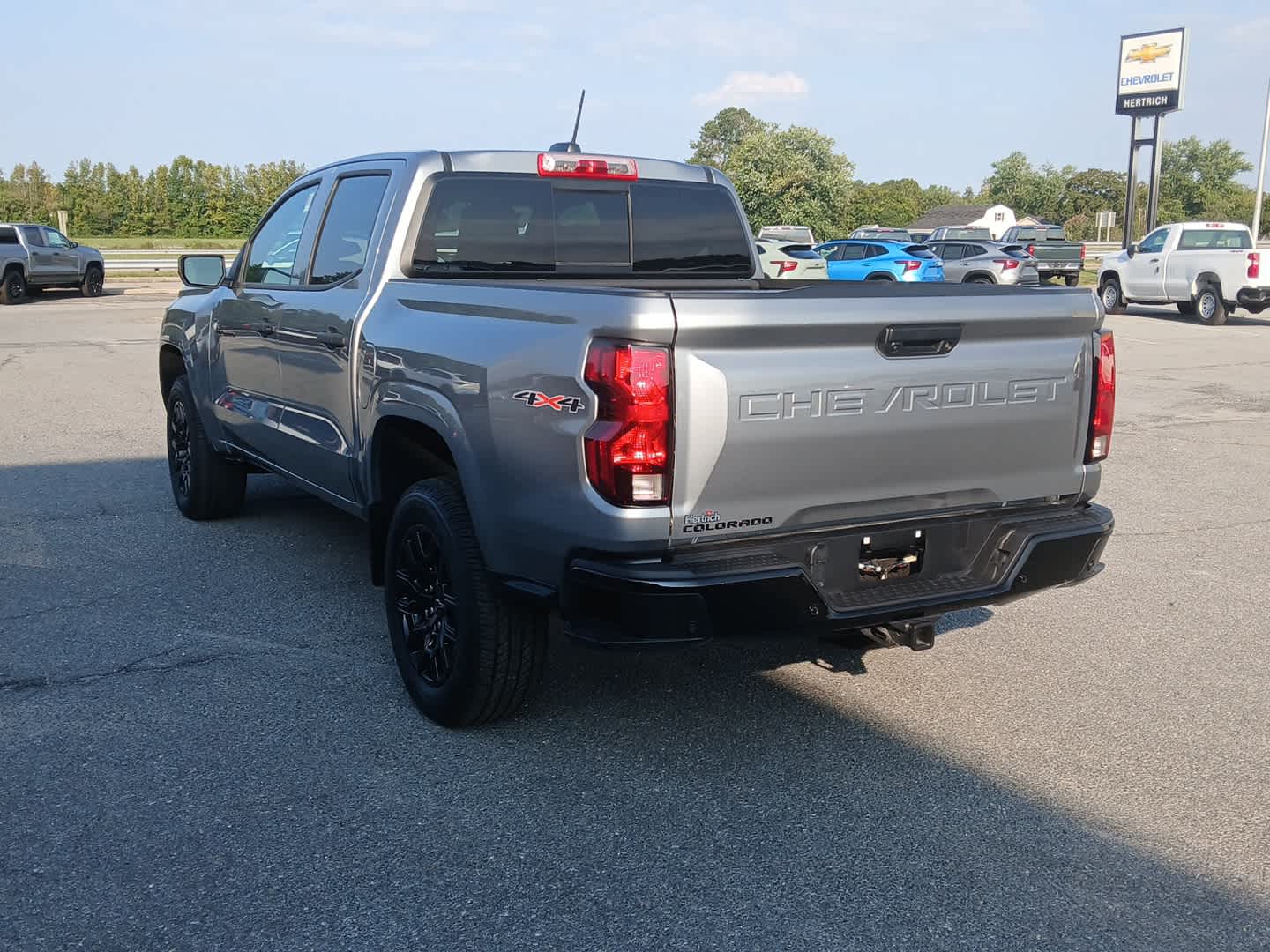 2025 Chevrolet Colorado LT photo 3
