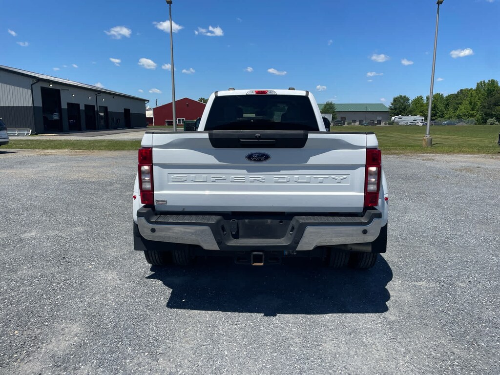 Used 2022 Ford Super Duty F-450 Pickup XLT 4WD Crew Cab 8 Box Truck Crew Cab