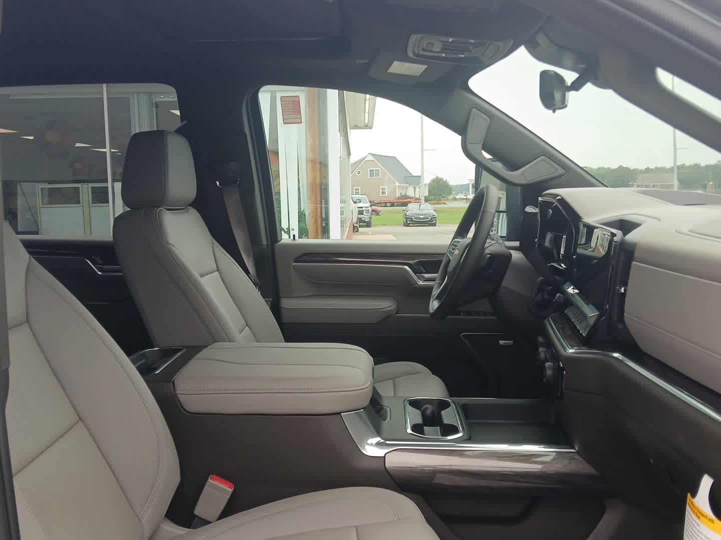 2025 Chevrolet Silverado 2500 HD LTZ - Photo 19