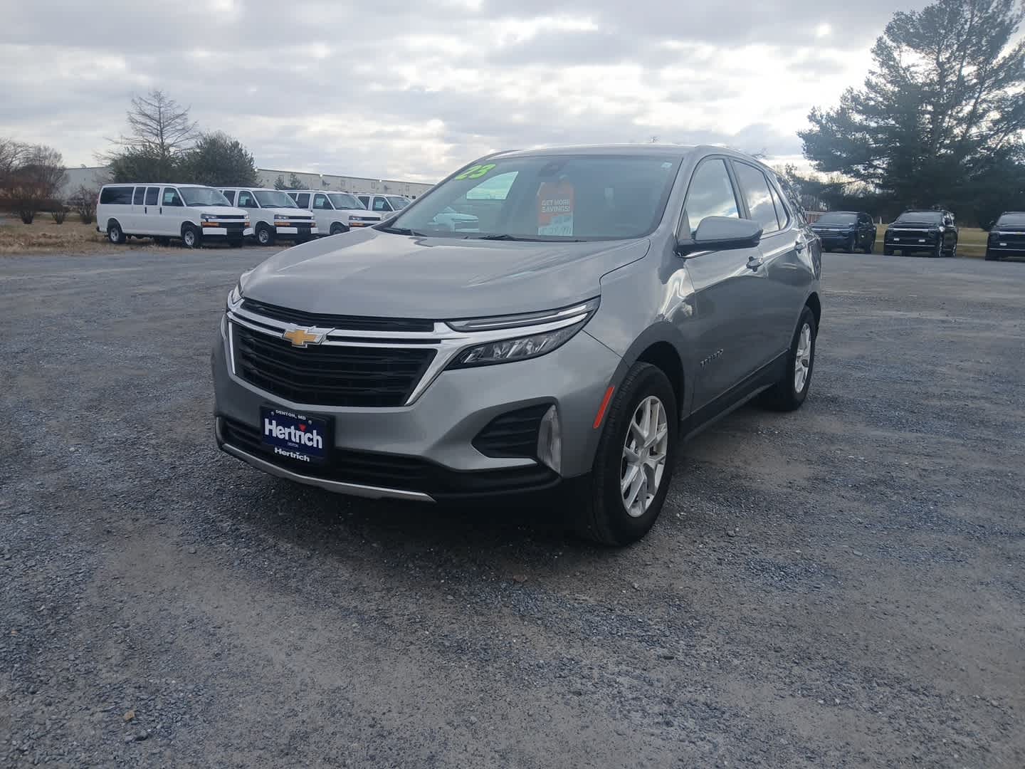 2023 Chevrolet Equinox LT's photo