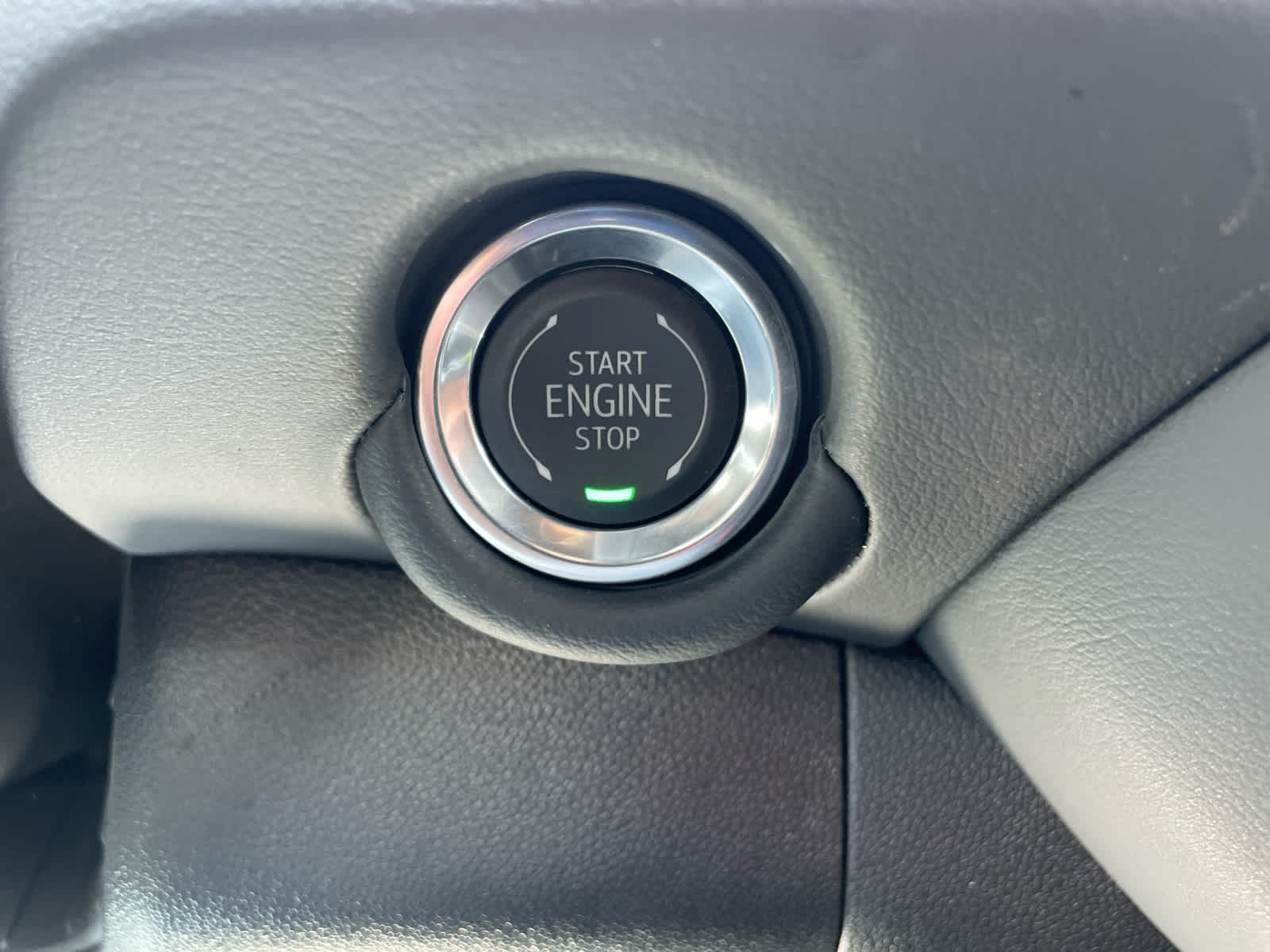 2026 Chevrolet Suburban Premier - Photo 29