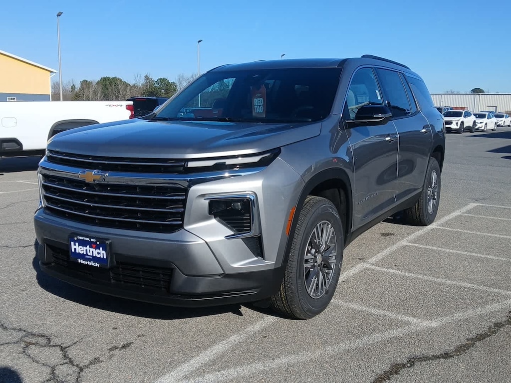 New 2026 Chevrolet Traverse LT SUV