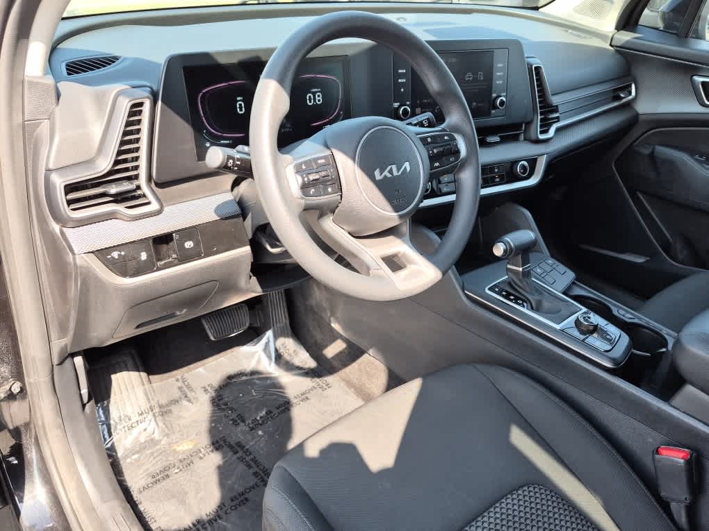 2024 Kia Sportage LX - Photo 13
