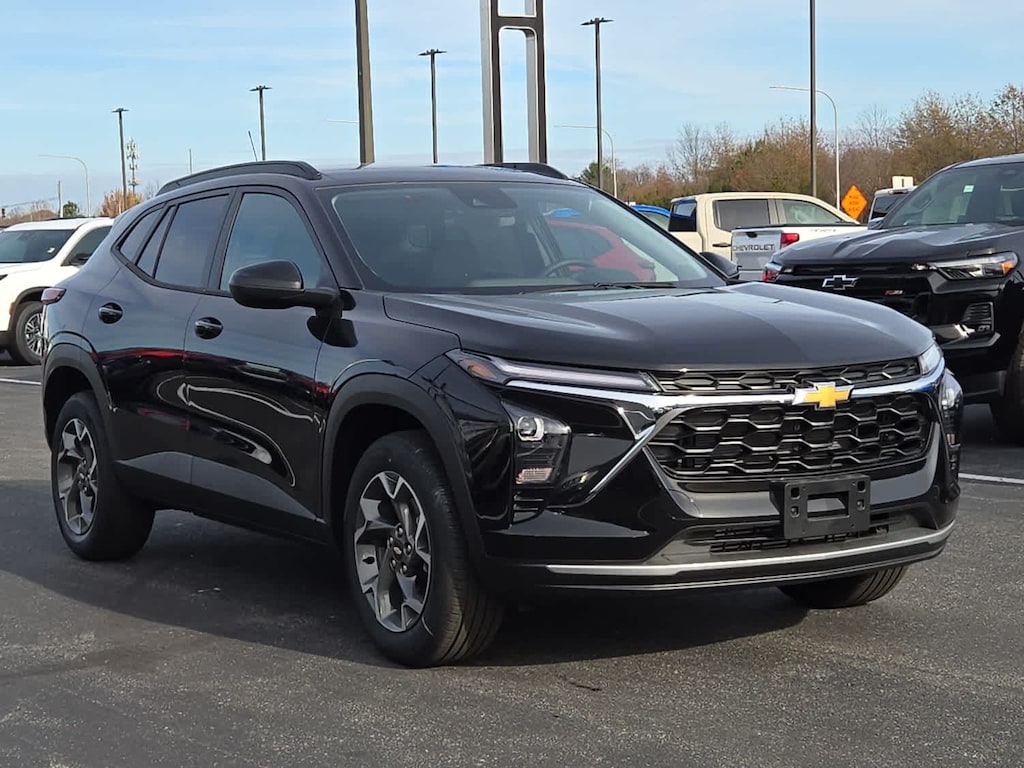 New 2026 Chevrolet Trax LT SUV