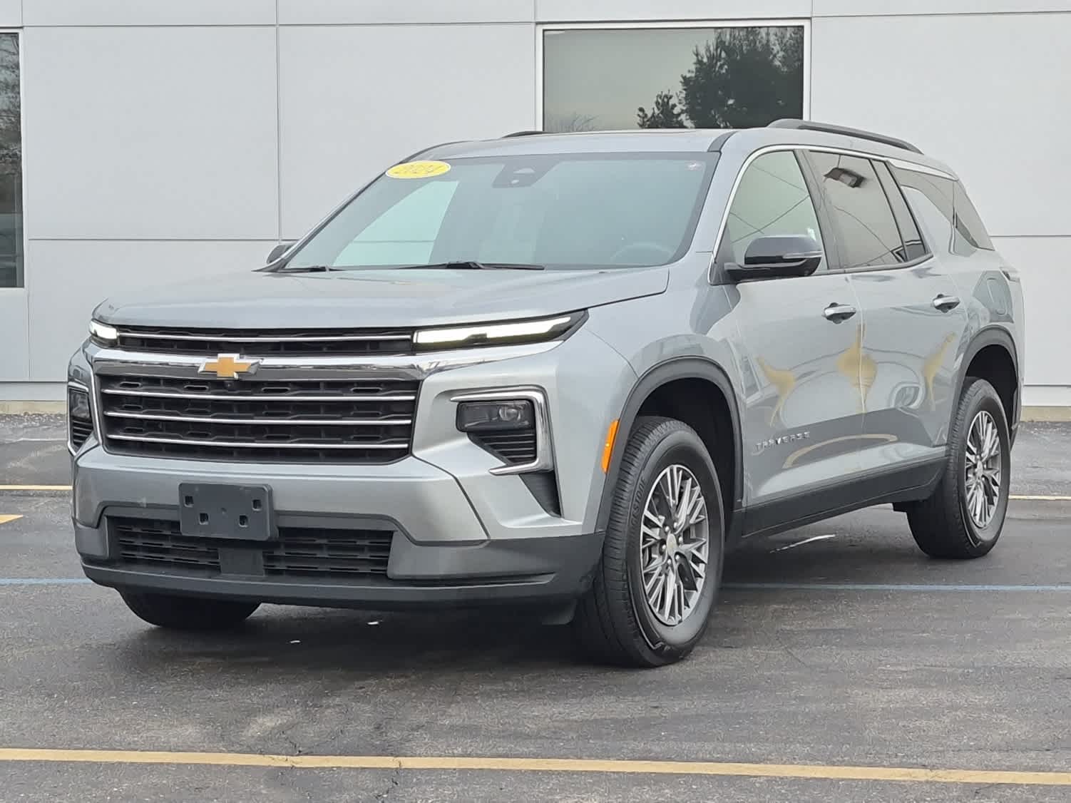 2024 Chevrolet Traverse 2LT's photo