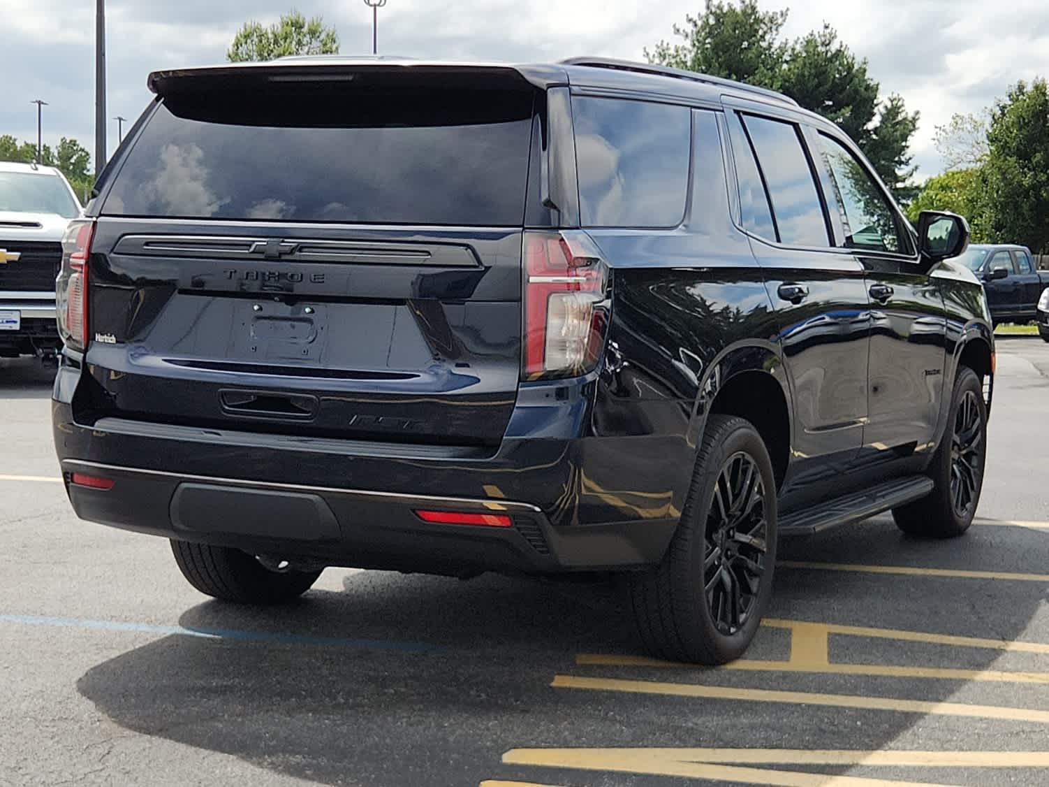 2023 Chevrolet Tahoe RST photo 3