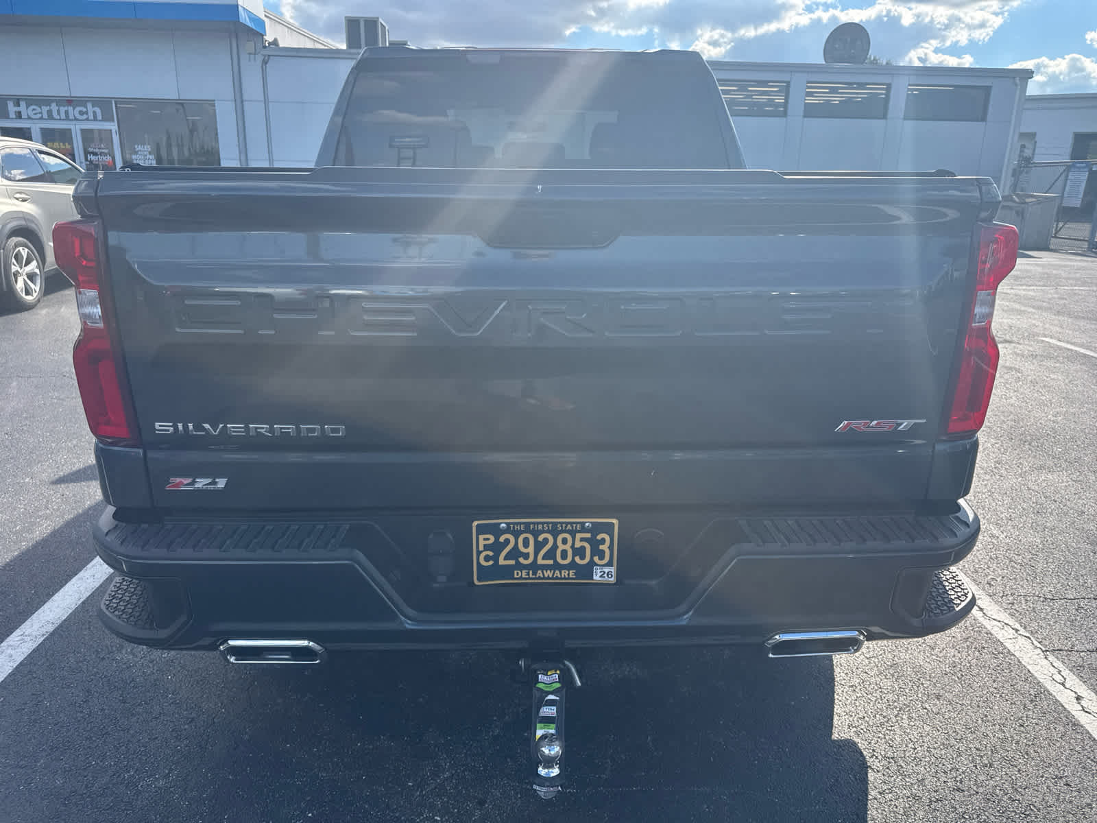 2021 Chevrolet Silverado 1500 RST photo 4