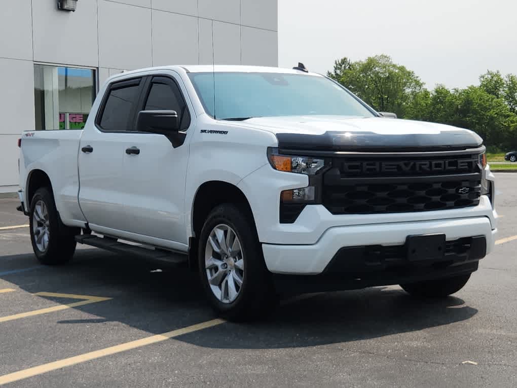 Used 2022 Chevrolet Silverado 1500 Custom with VIN 3GCPDBEK7NG528923 for sale in Dover, DE