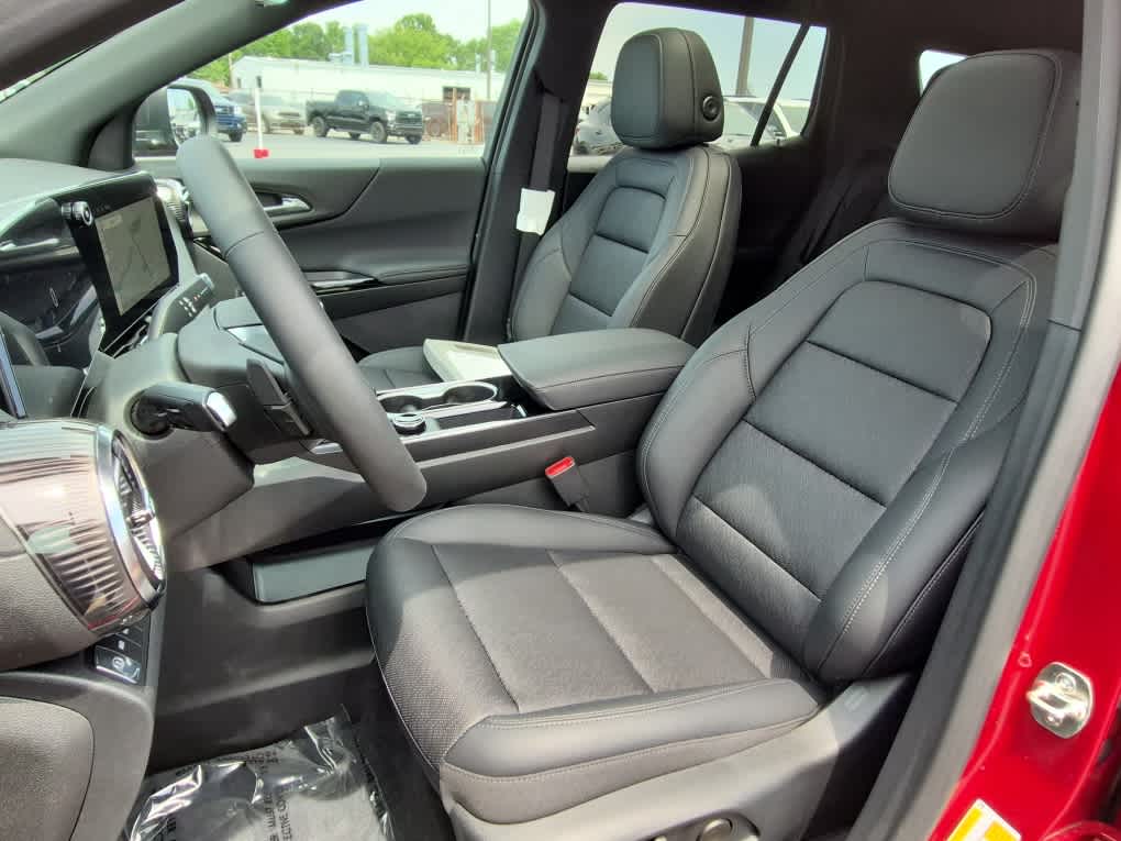 2026 Chevrolet Equinox LT - Photo 10