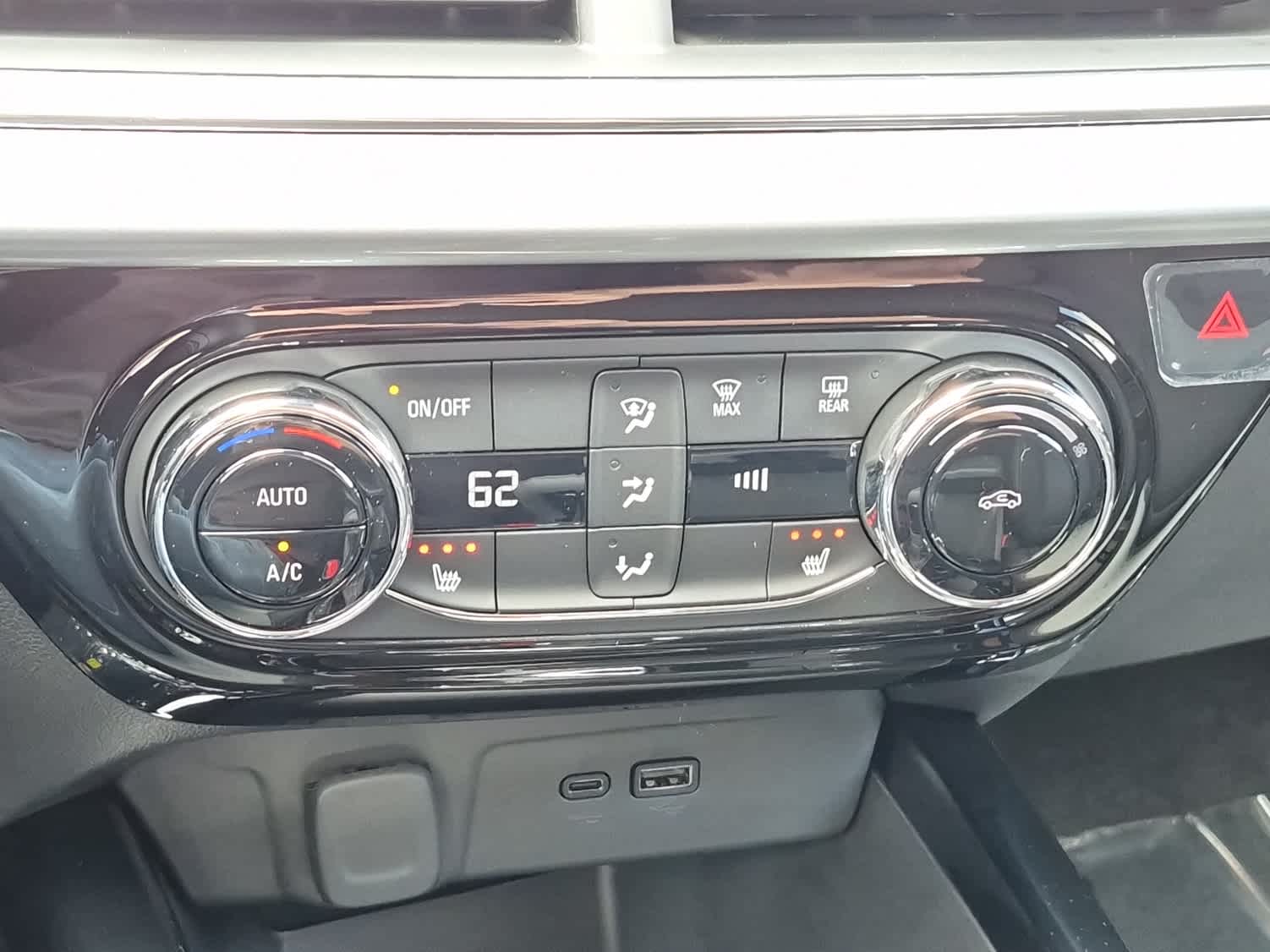 2026 Chevrolet Trax LT - Photo 15